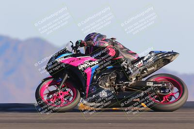 media/Dec-04-2022-CVMA (Sun) [[e38ca9e4fc]]/Race 12 500 Supersport-350 Supersport/